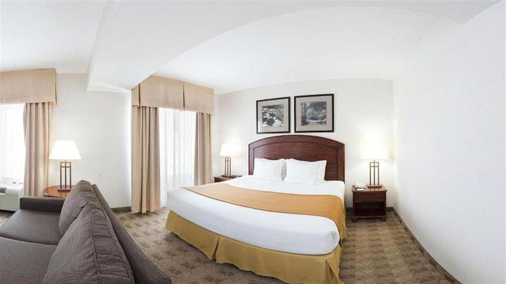 Holiday Inn Express Boone By Ihg Exterior photo