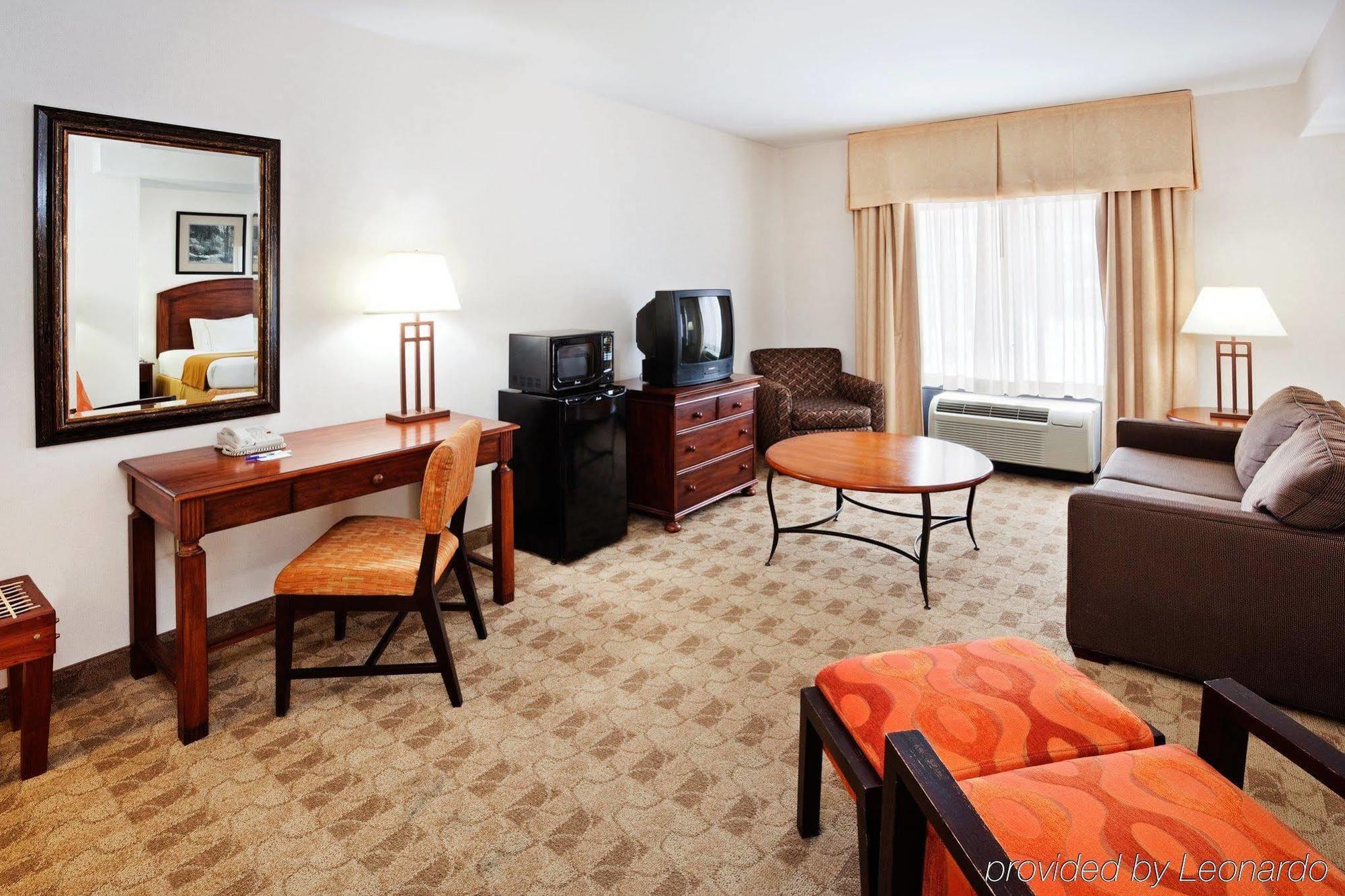 Holiday Inn Express Boone By Ihg Exterior photo